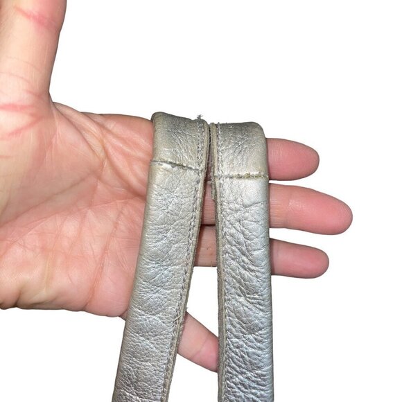 Aimee Kestenberg Womens Shoulder Bag One Size Silver Metallic Leather Zip - Picture 7 of 10